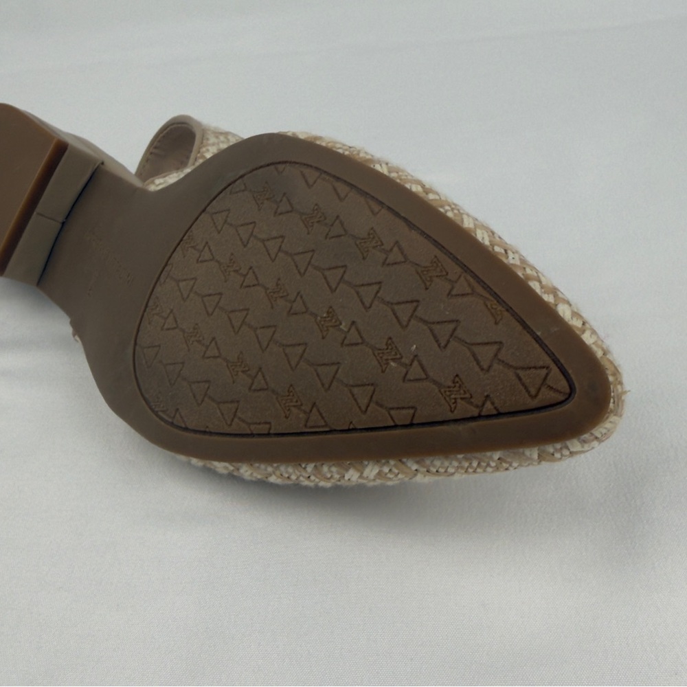 Chic Beige Woven Slingback Heels Pointed Toe Block Heel Sz 8.5 - Picture 8 of 12